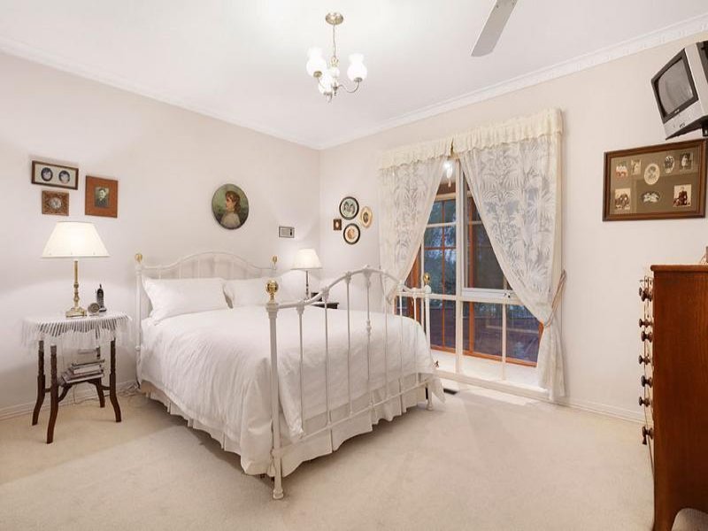 55 Havelock Road, Hawthorn East image 9