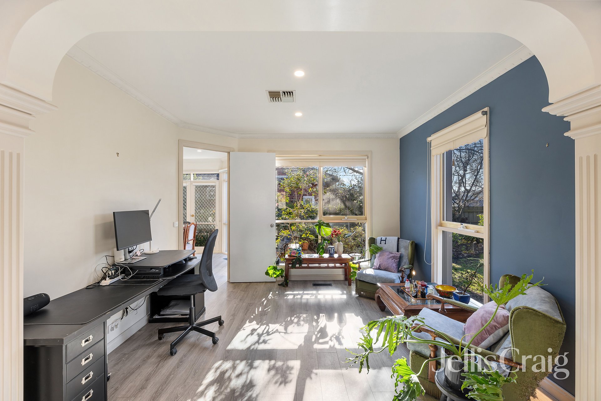55 Inverness Way, Balwyn North image 3