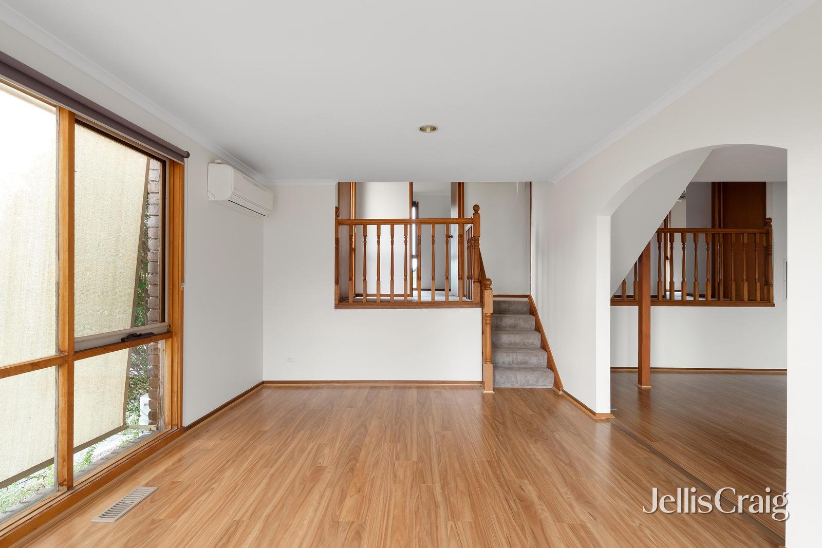 55 James Cook Drive, Diamond Creek image 4
