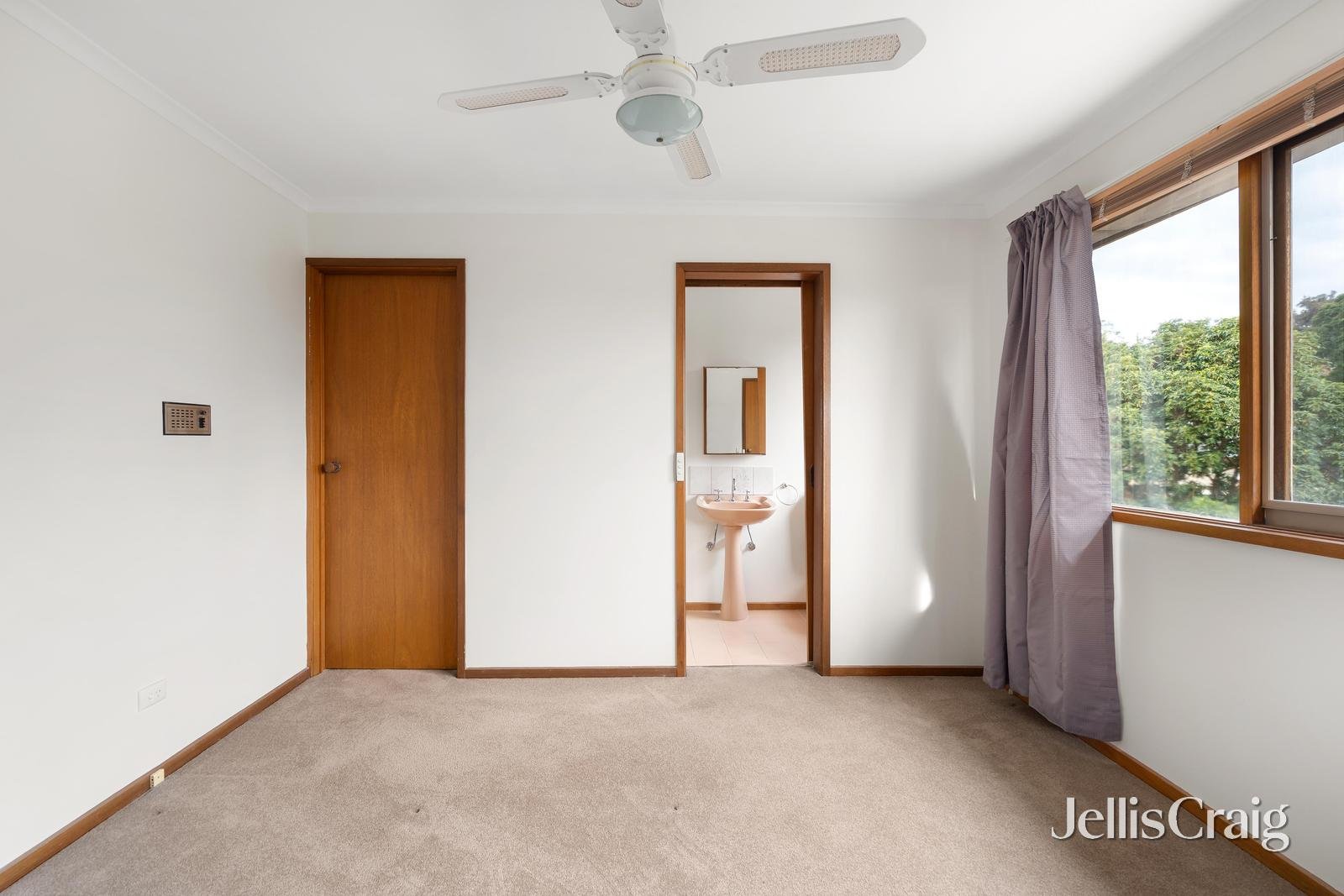 55 James Cook Drive, Diamond Creek image 9