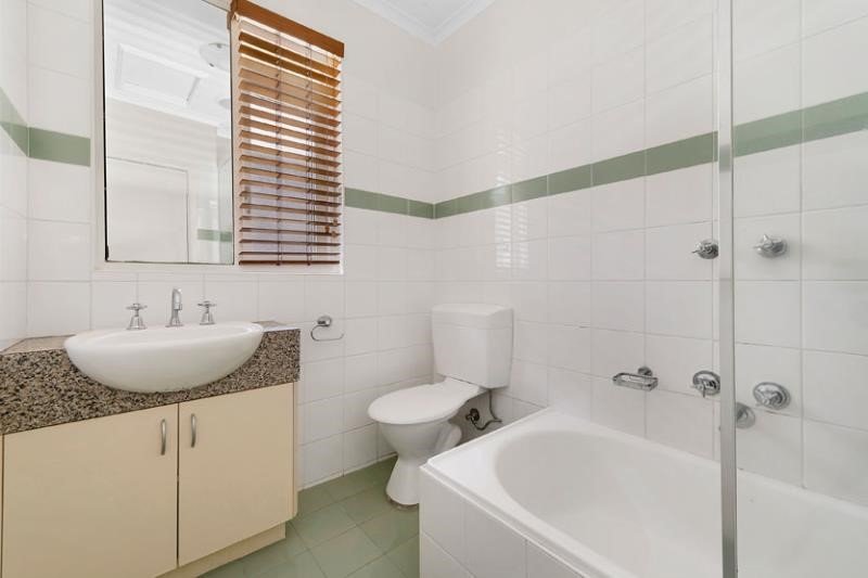 5/5 Joyce Street, Elwood image 3
