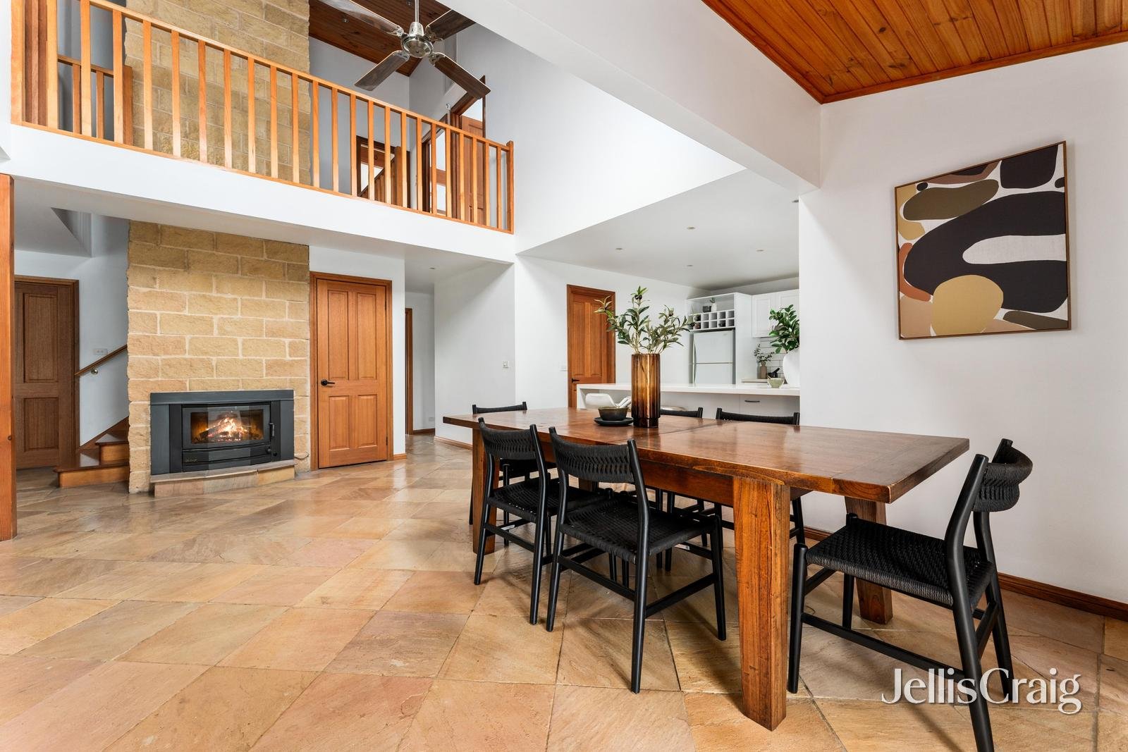 55 Leane Drive, Eltham image 2