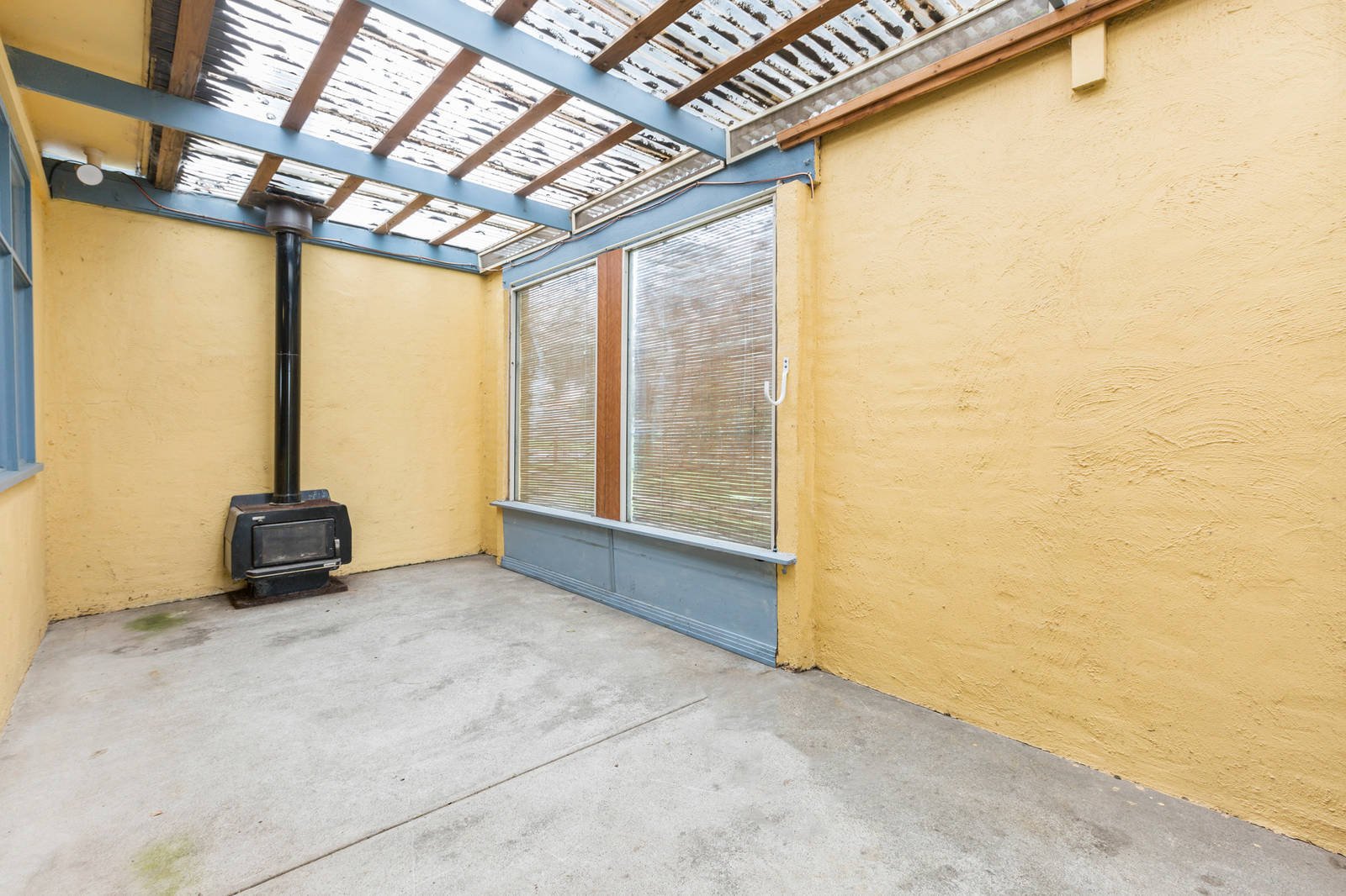 Property Gallery Thumbnail 9