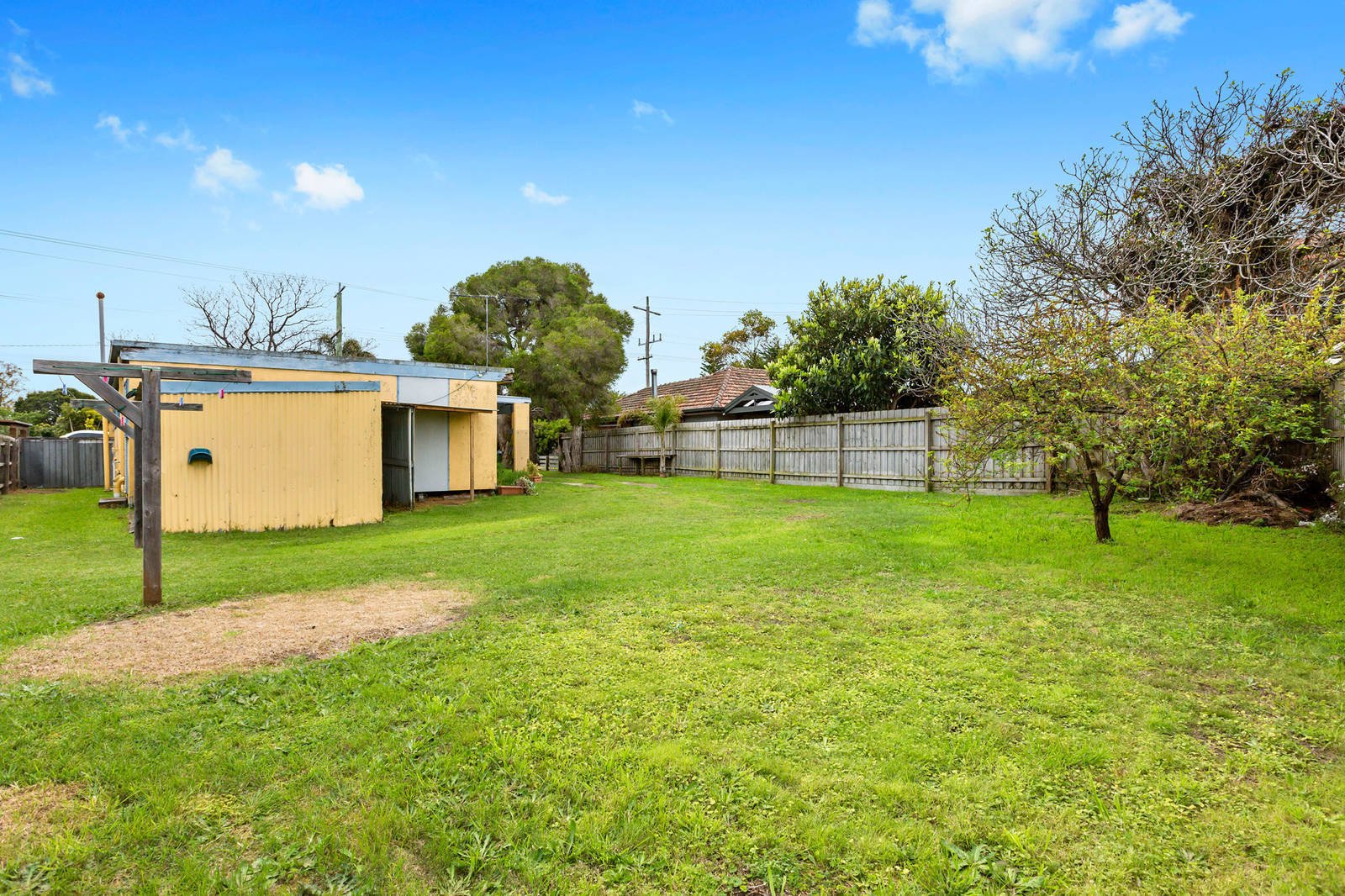Property Gallery Thumbnail 10