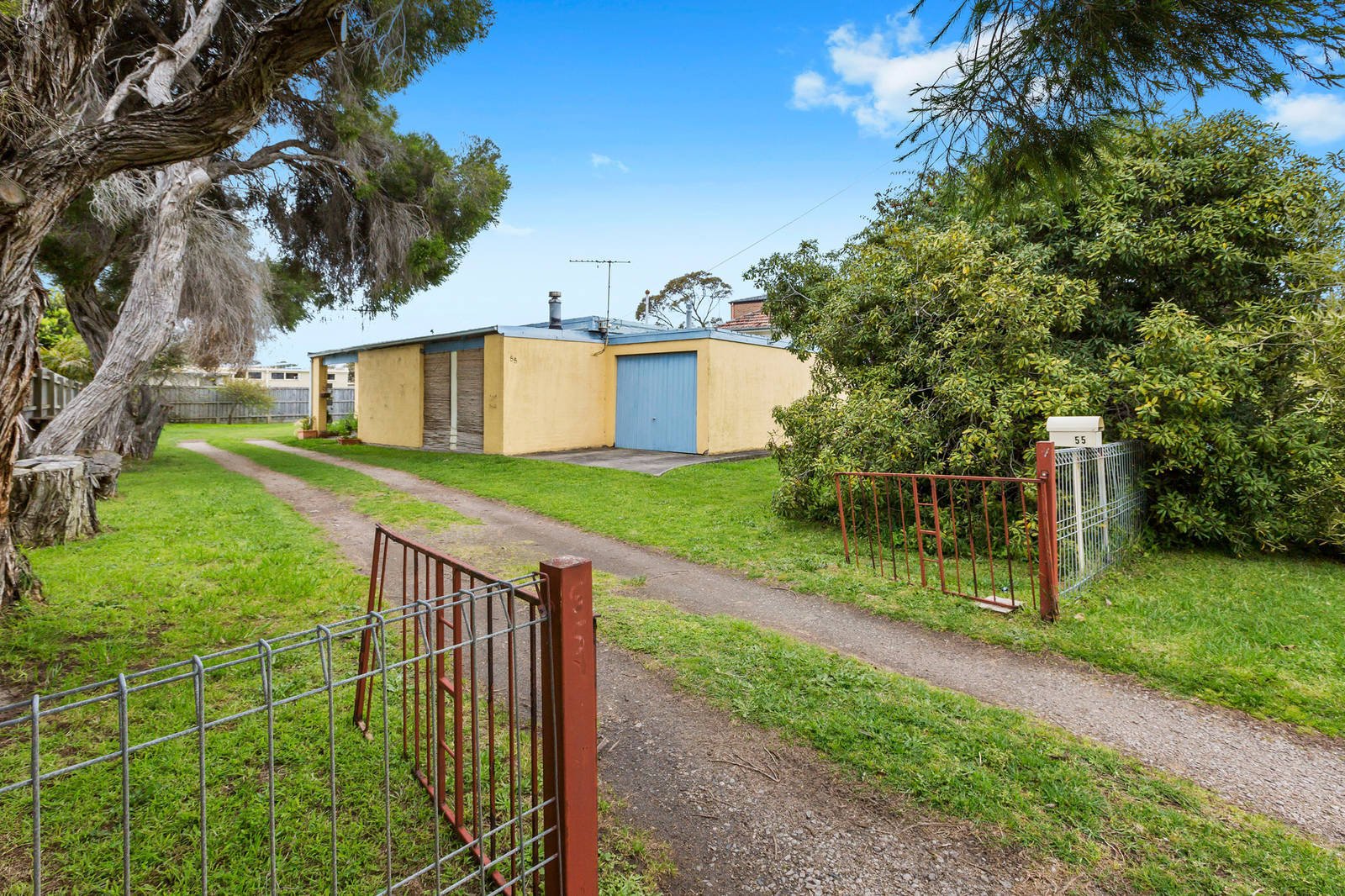 Property Gallery Thumbnail 12