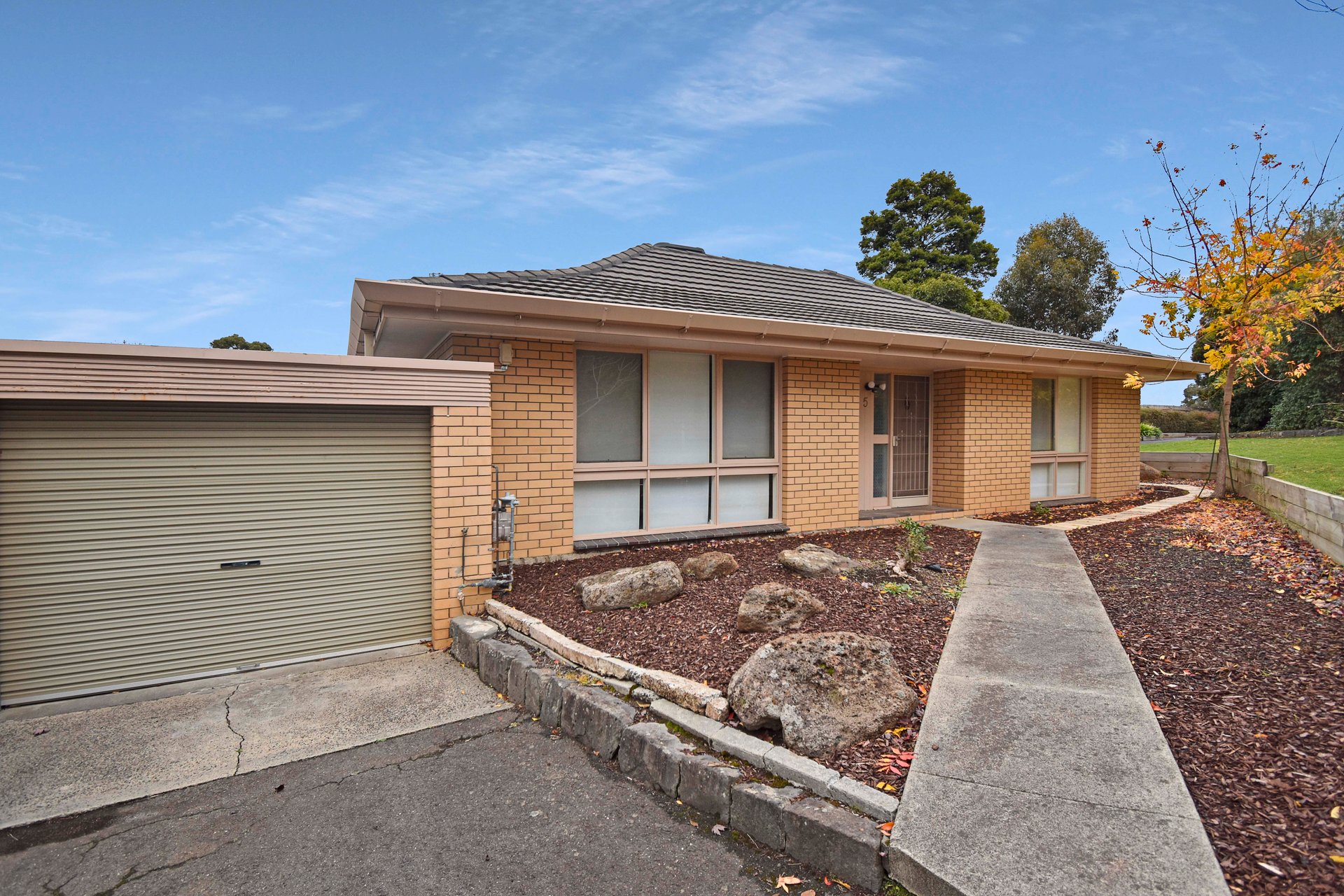 5/5 Longland Road, Mitcham image 1