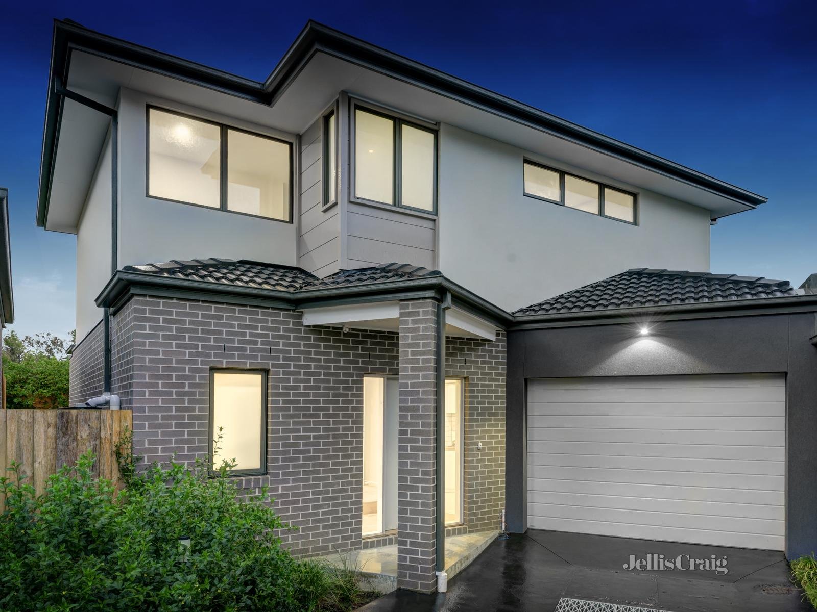 5/5 Lowe Court, Doncaster East - Print Image 1