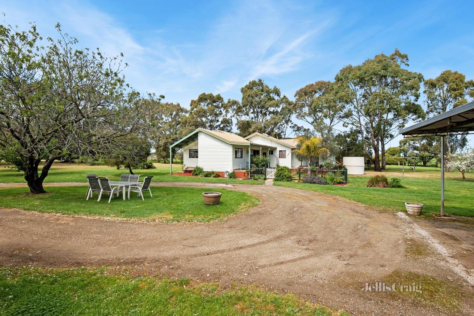 55 Merrifield Road, Clunes image 2