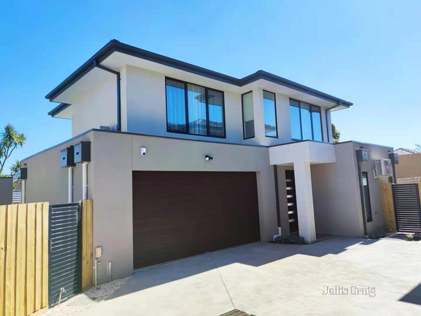 5/5 Monet  Court, Doncaster East image 1