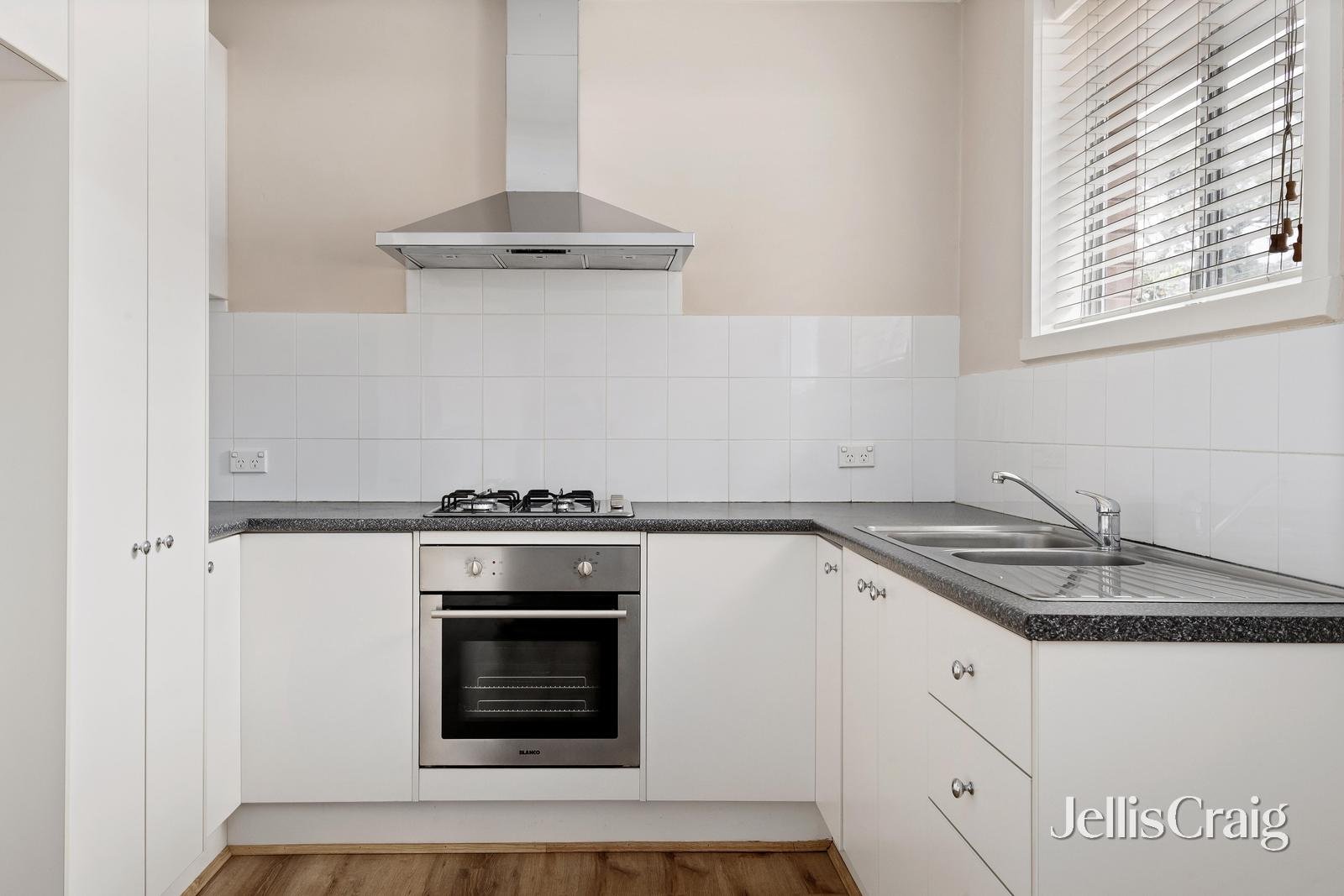 5/5 Mountain Grove, Kew image 3
