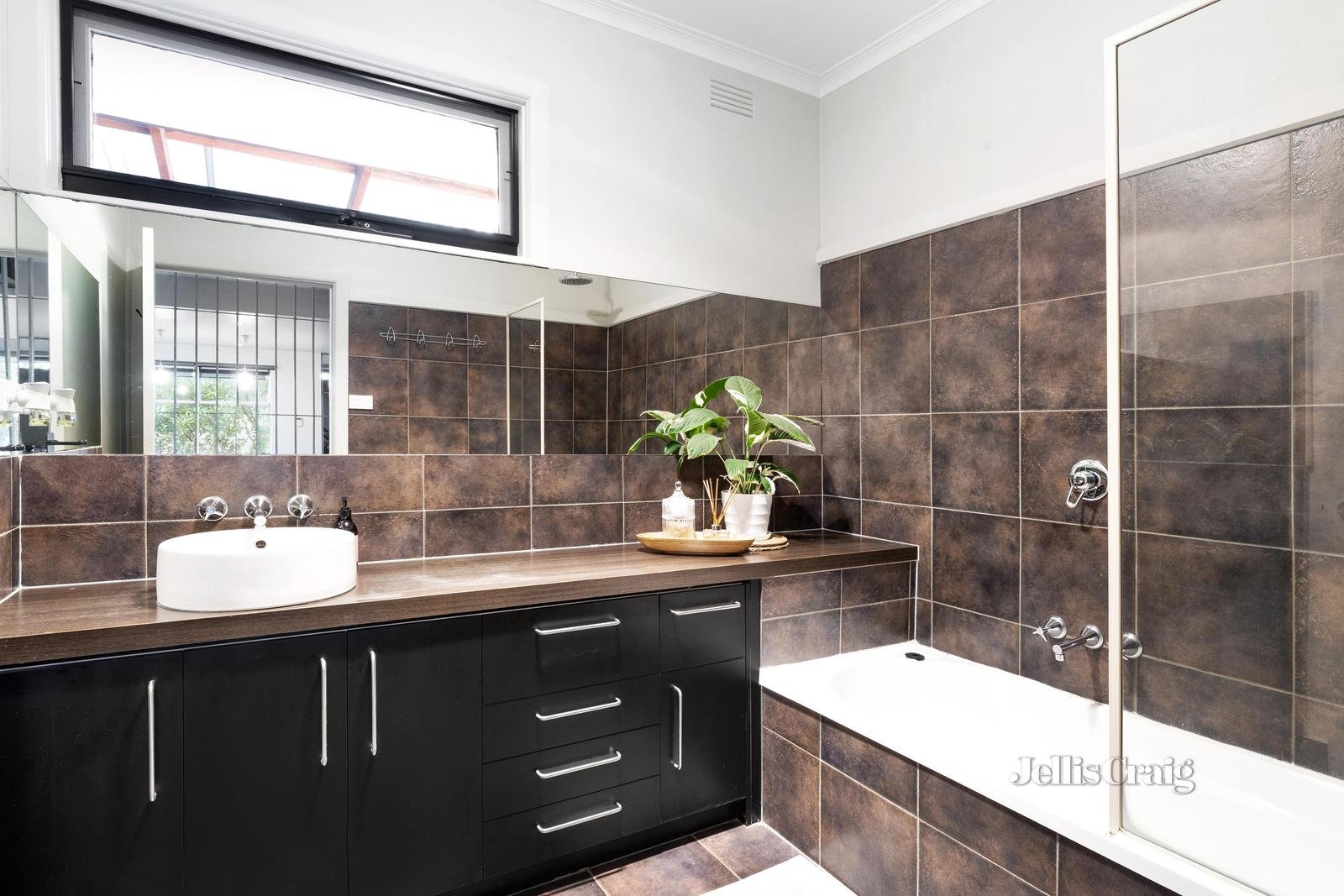 55 Orient Avenue, Mitcham image 6