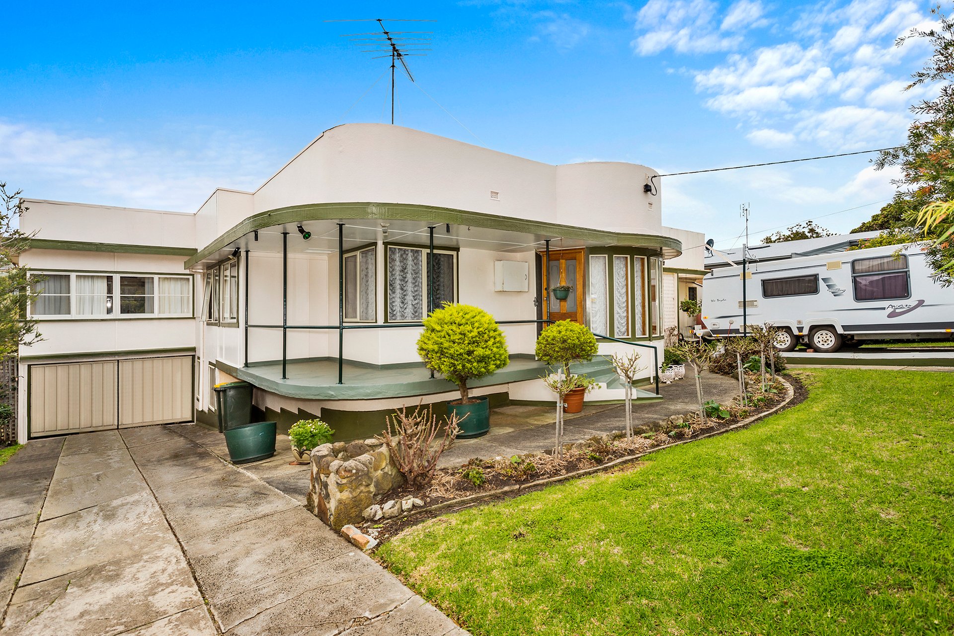 Property Gallery - Main Image