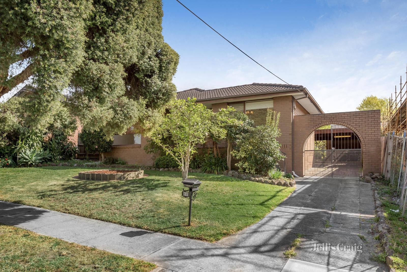 55 Owens Street, Doncaster East image 1