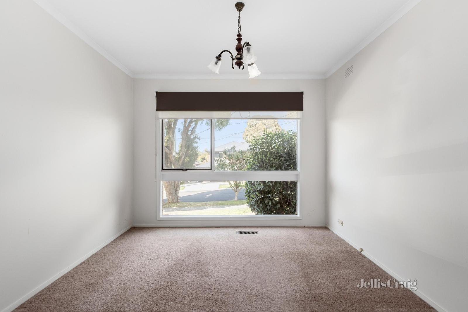 55 Owens Street, Doncaster East image 6