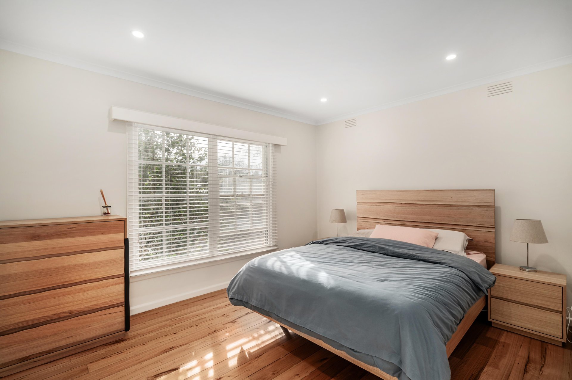 5/5 Pakenham Street, Blackburn image 4