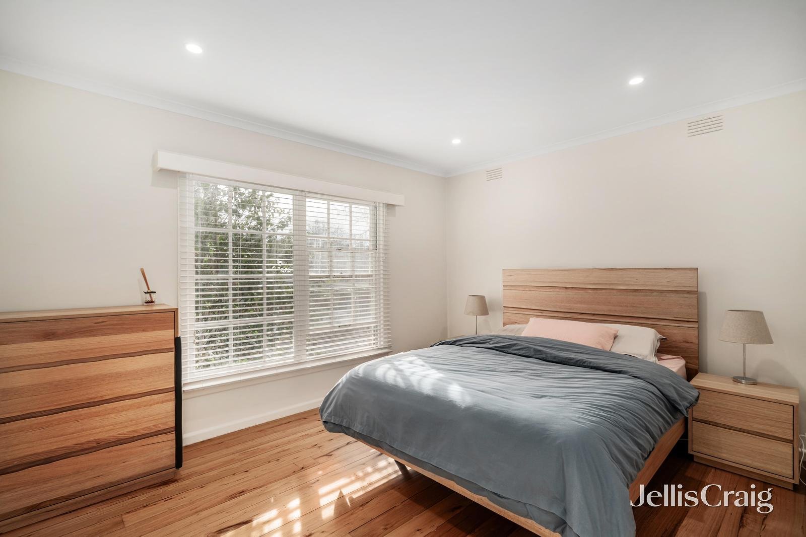 5/5 Pakenham Street, Blackburn image 4