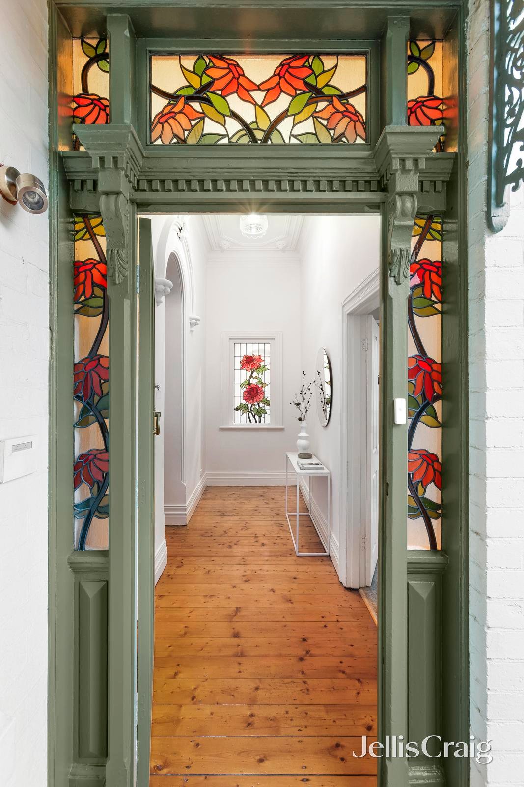 55 Park Road, Middle Park image 4