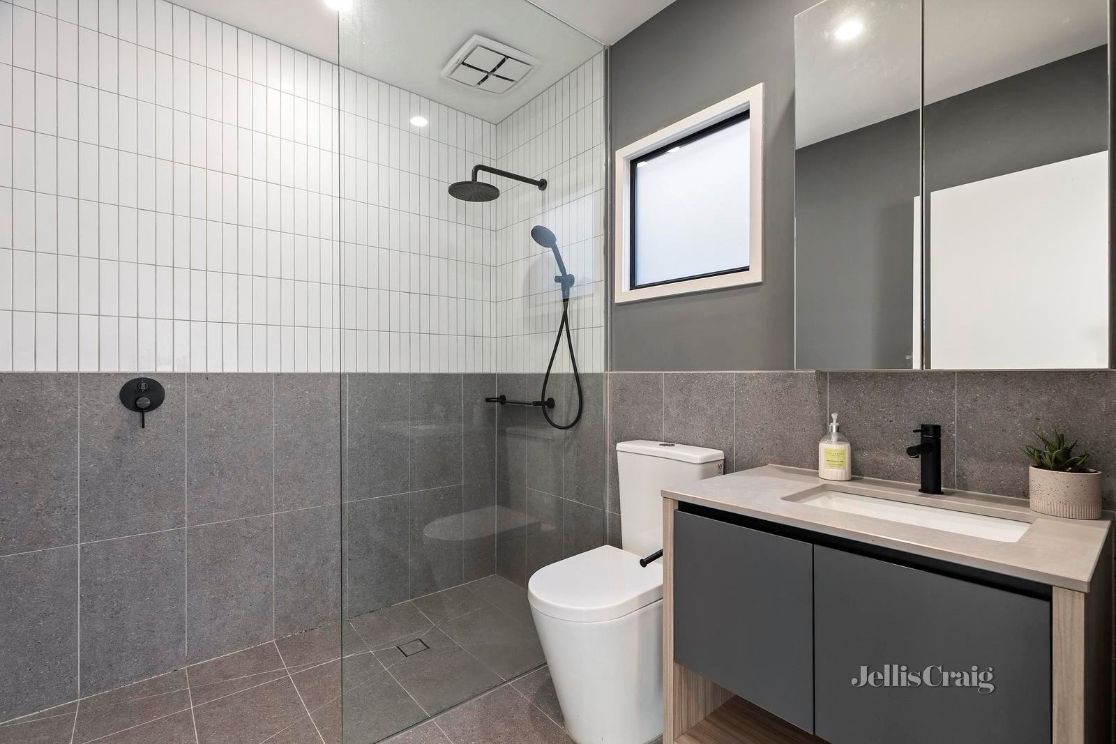 55 Phoenix Road, Altona North image 12