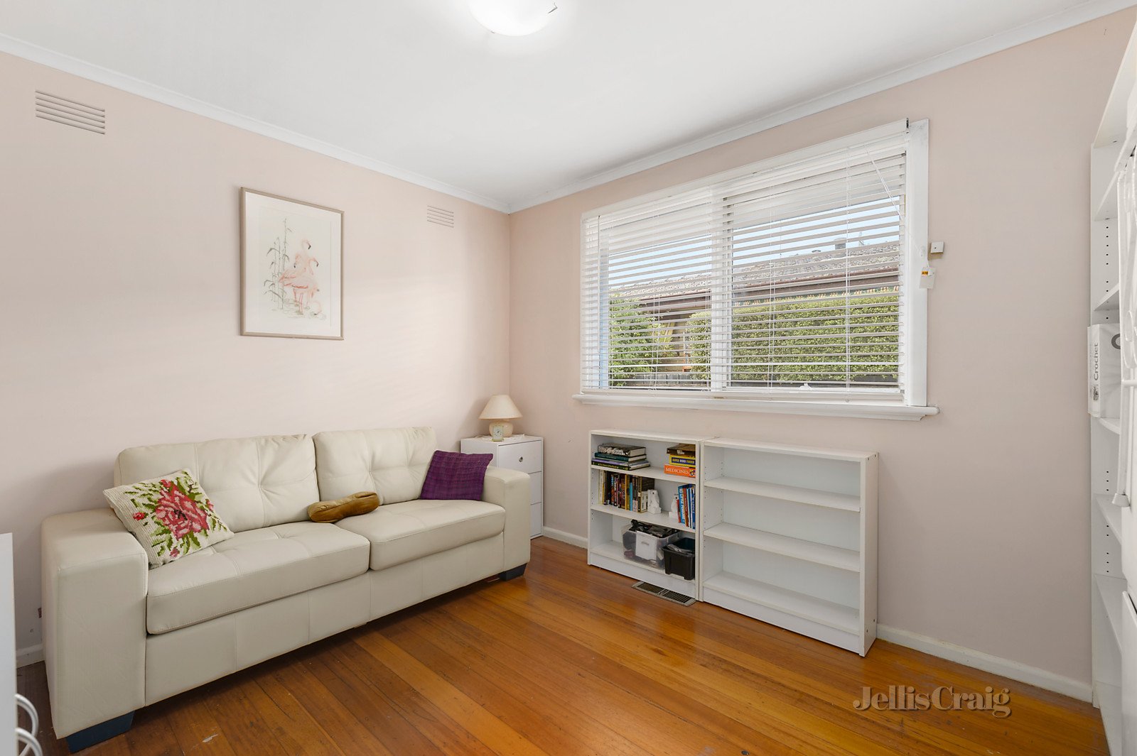 55 Sevenoaks Road, Burwood East image 5