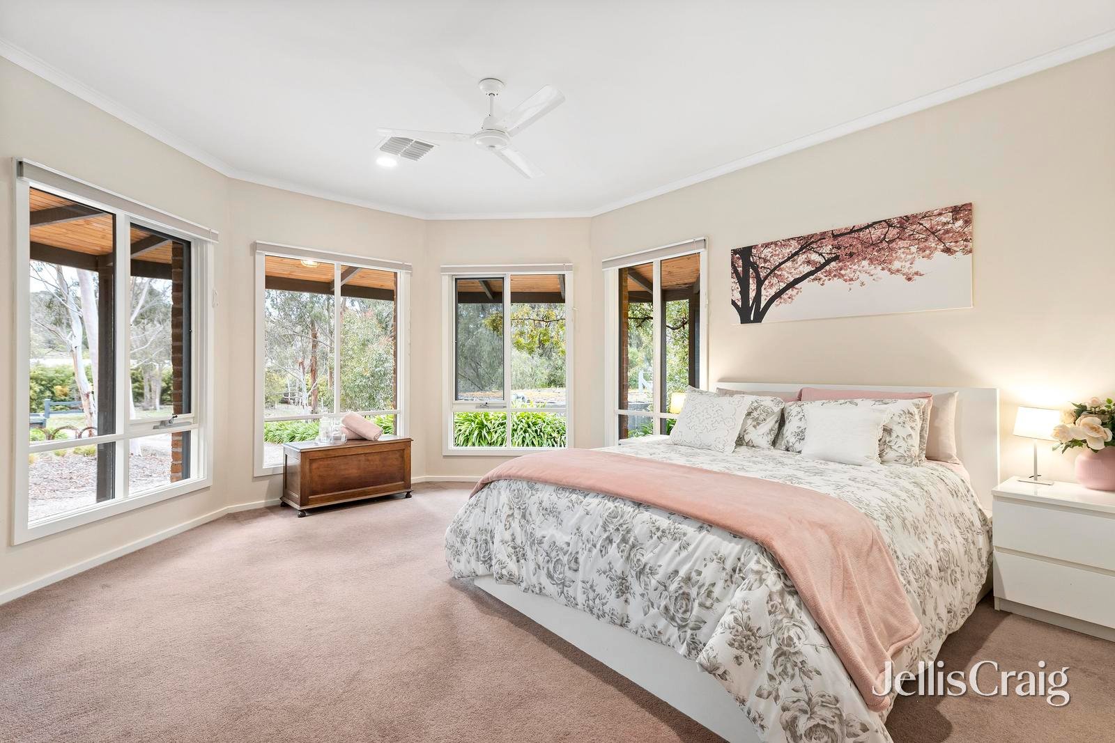 55 Sugarloaf Track, Christmas Hills image 12
