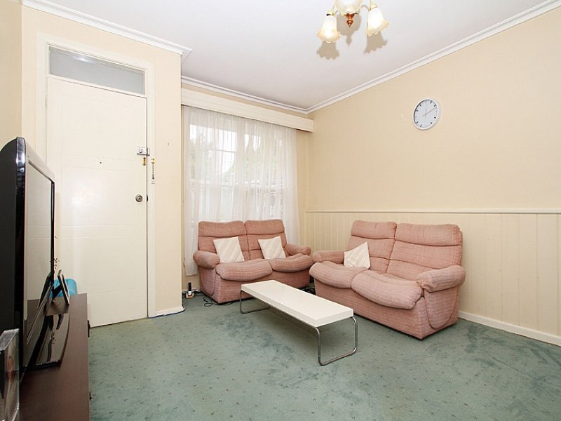 5/5 Violet Street, Essendon image 2