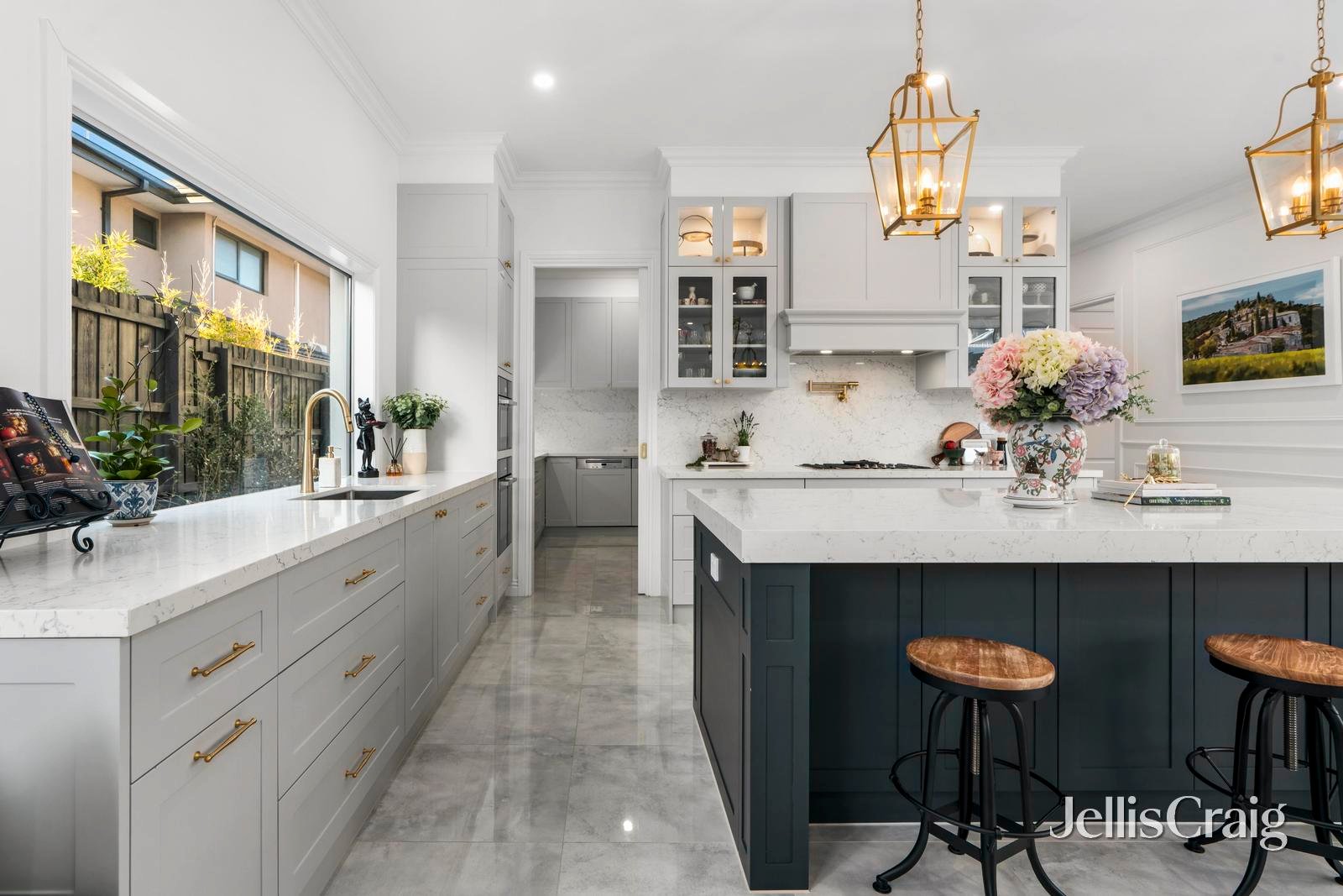 55 Winbirra Parade, Ashwood image 12