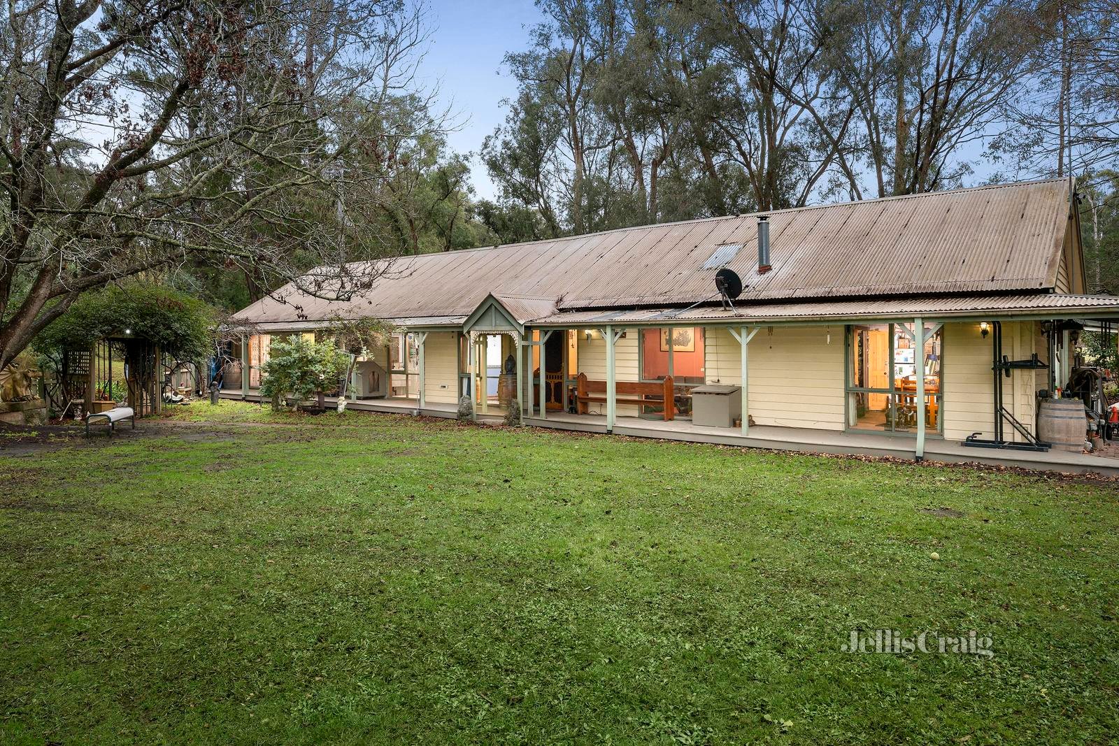 550 Healesville-Kinglake Road, Chum Creek image 1