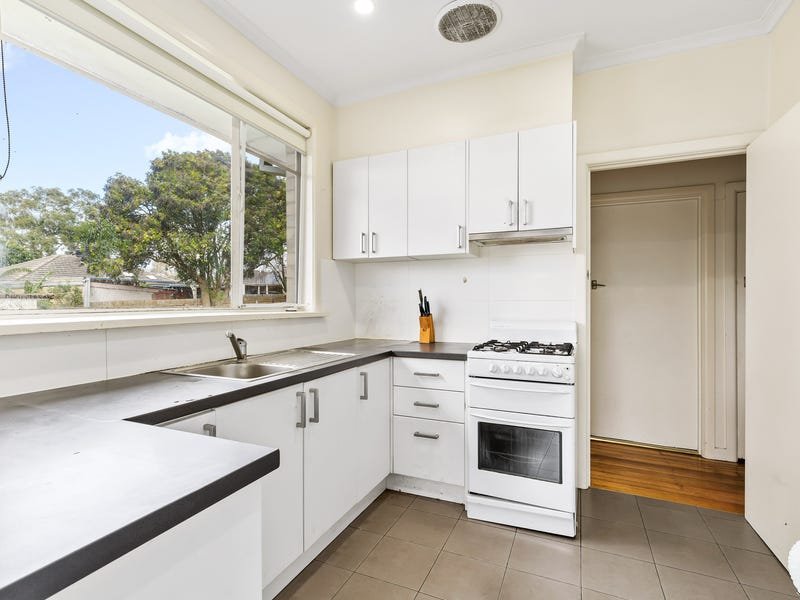 Property Gallery Thumbnail 3