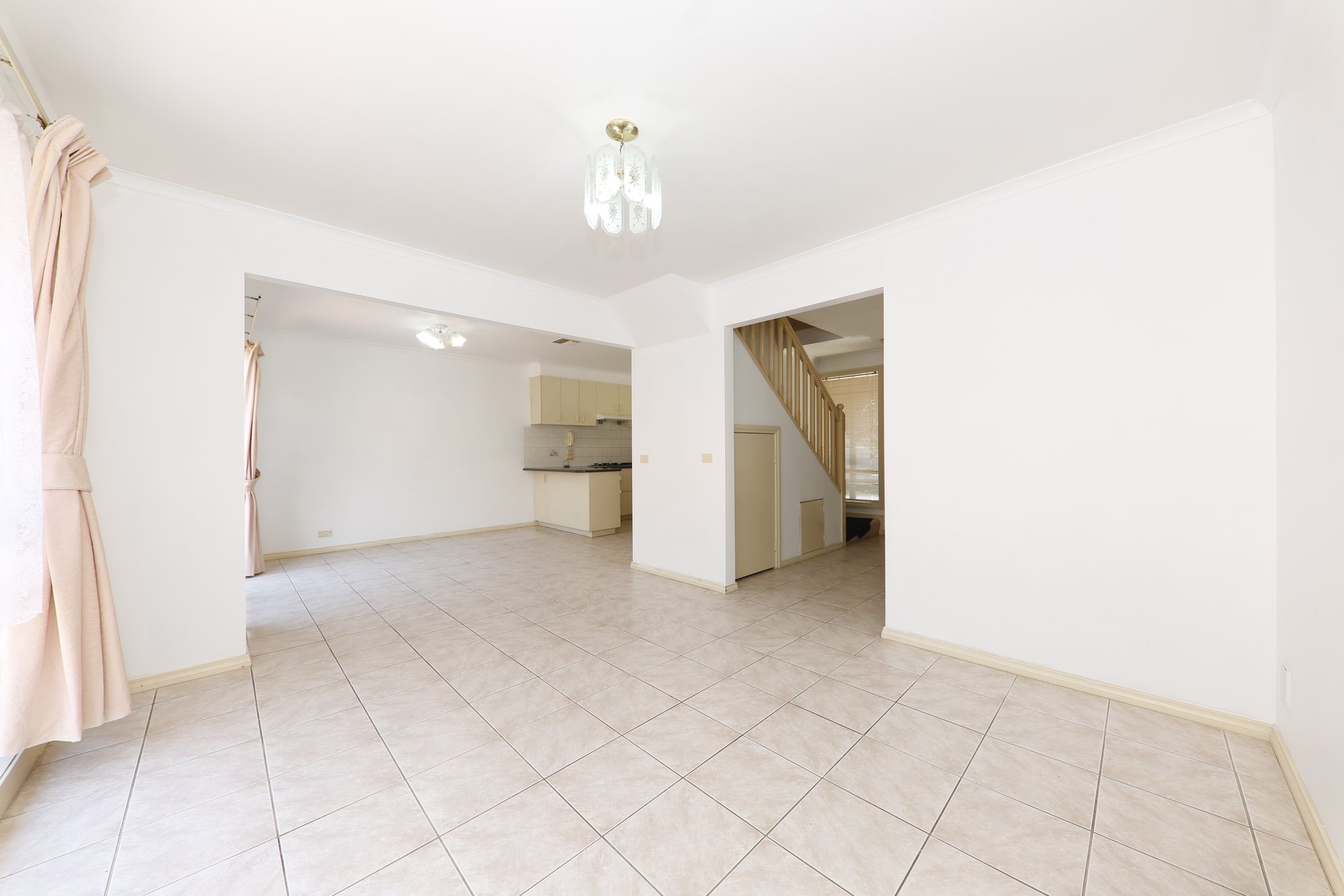 5/50 Springfield Road, Blackburn North image 2