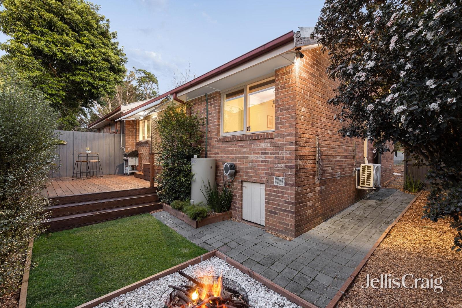 5/50 Warwick Road, Greensborough image 12