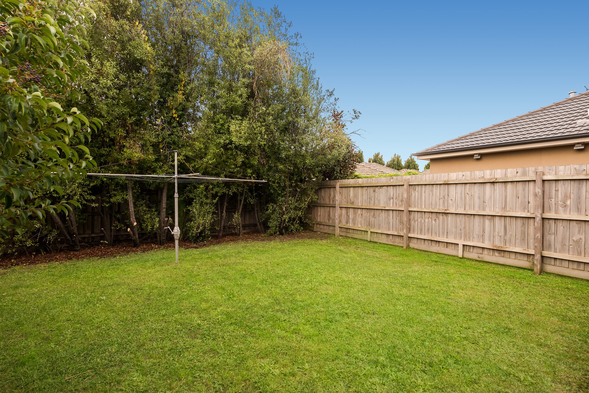 Property Gallery Thumbnail 9