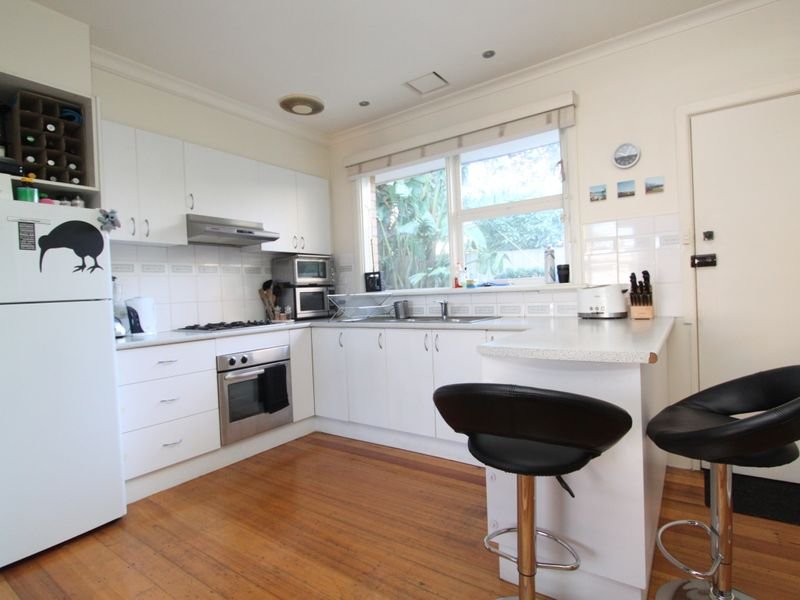 Property Gallery Thumbnail 3