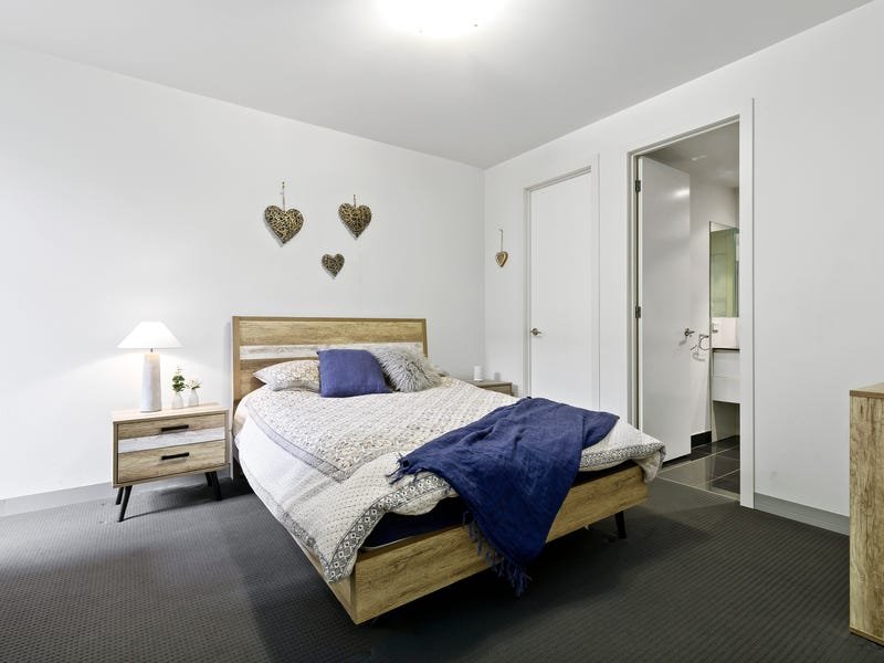 Property Gallery Thumbnail 4
