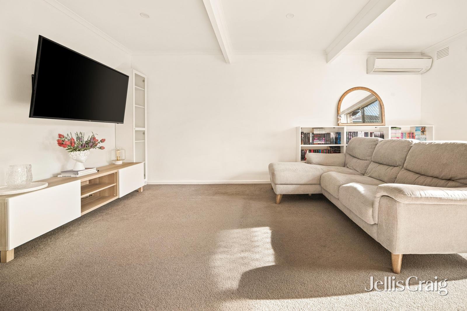 55/310 Warrigal Road, Cheltenham image 2