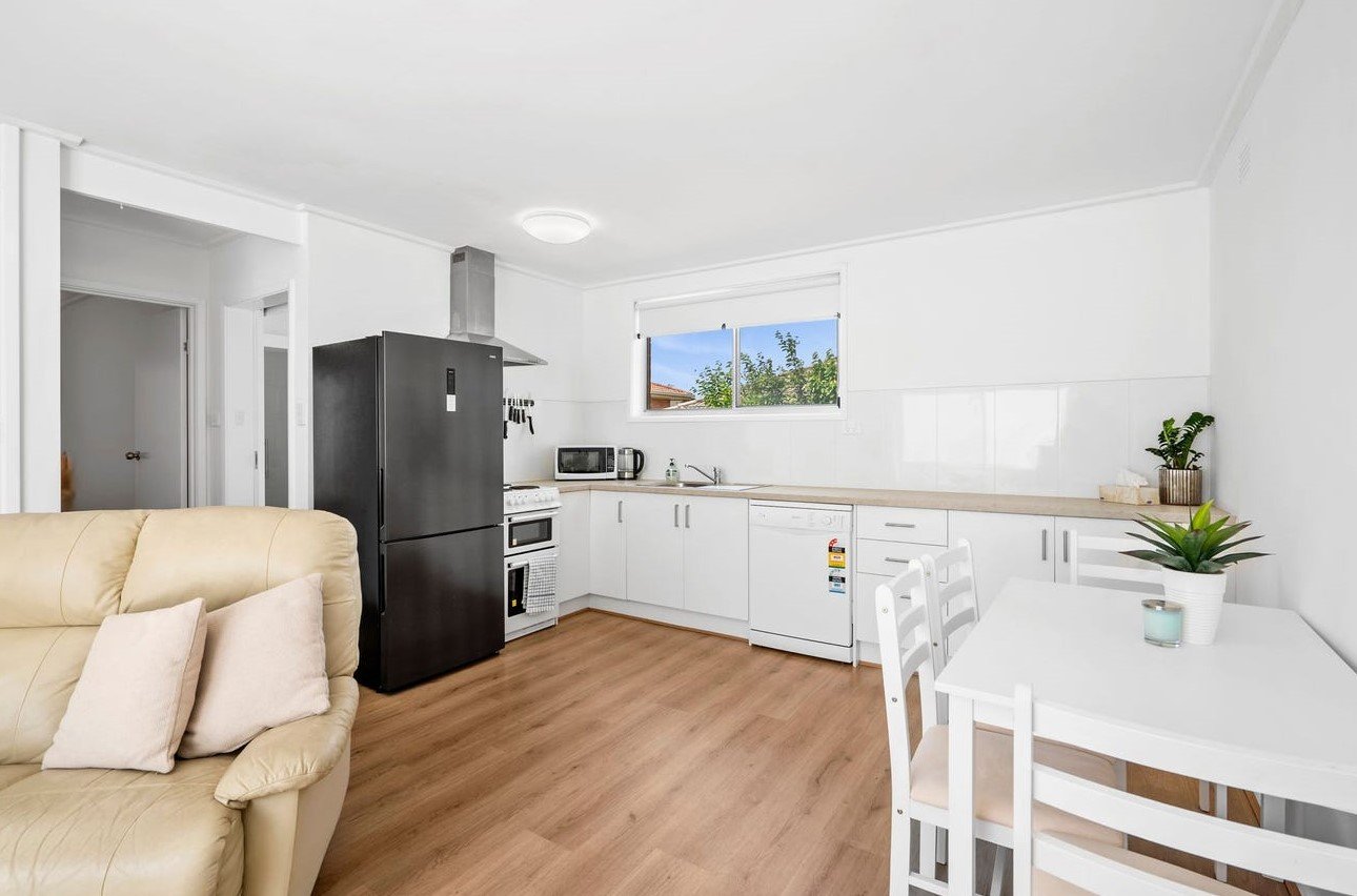 5/54 Cambra Road, Belmont image 3