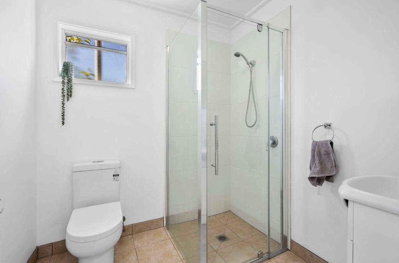 5/54 Cambra Road, Belmont image 5