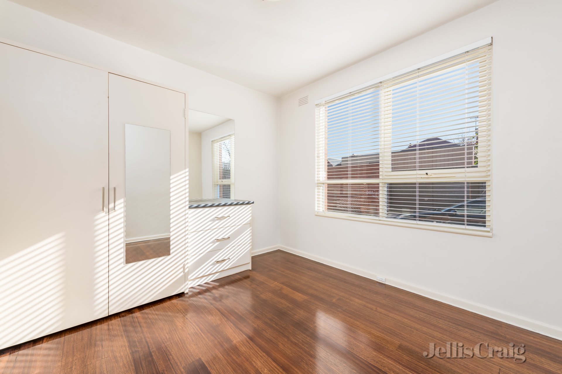 5/54 Emmaline Street, Northcote image 3