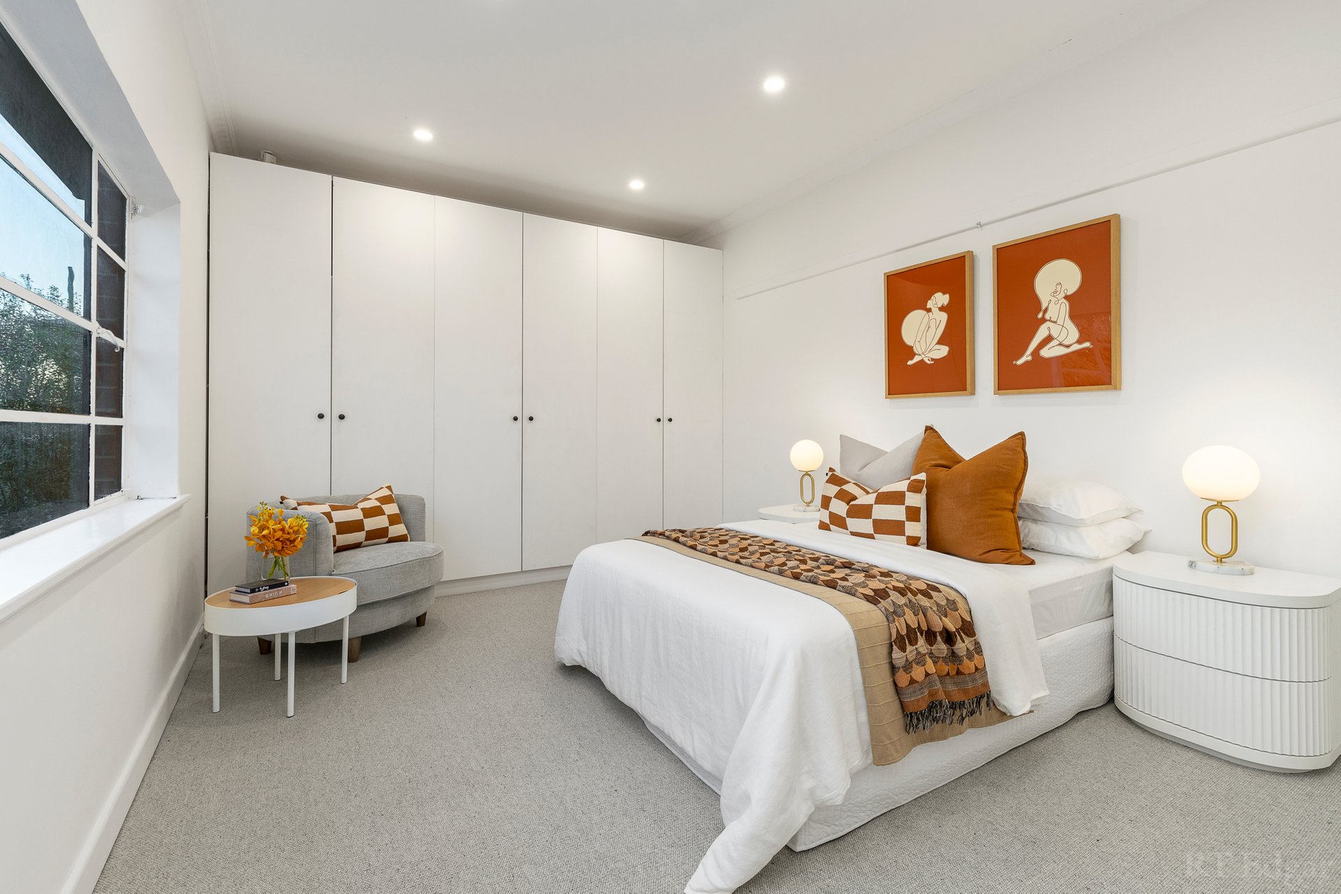 Property Gallery Thumbnail 8
