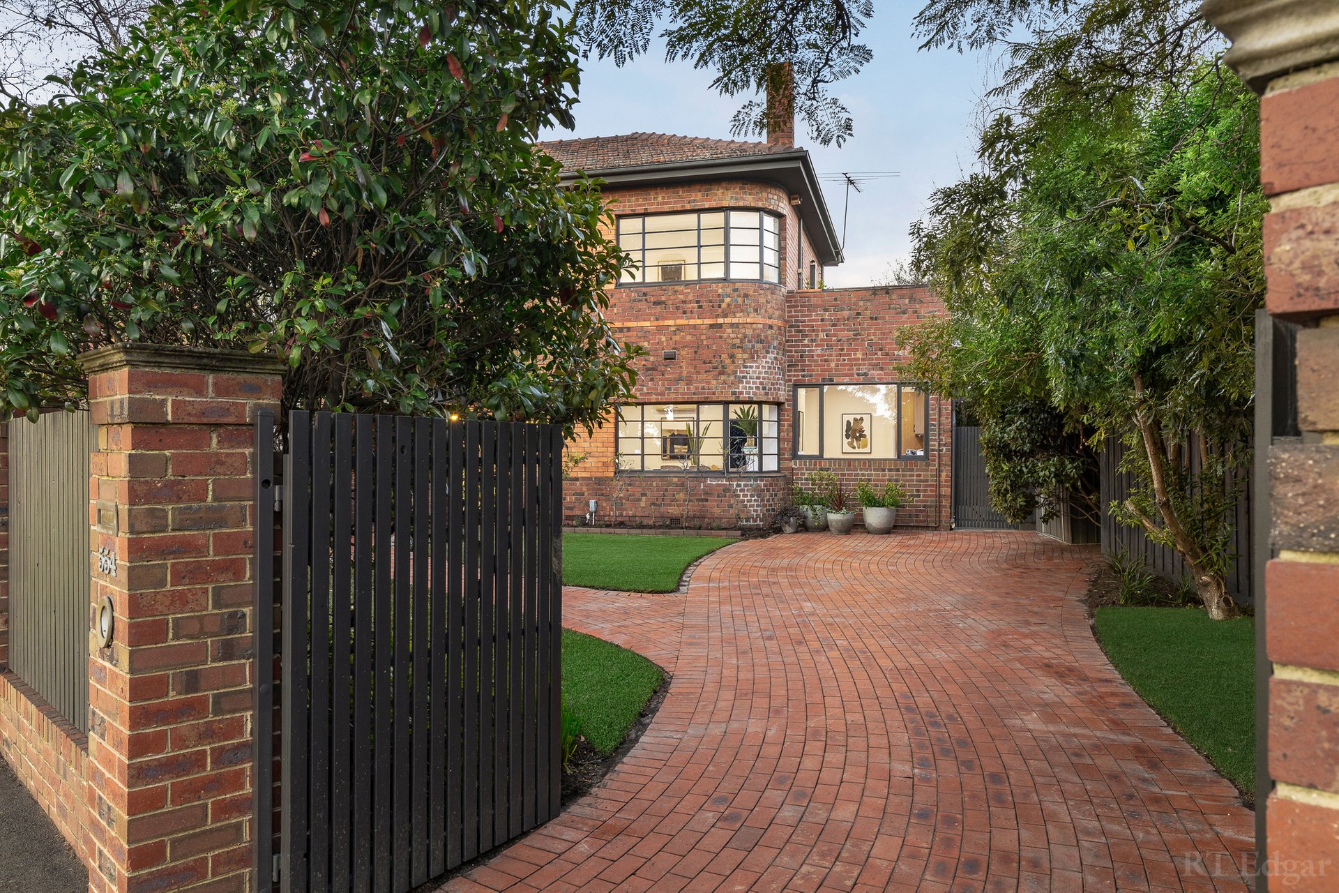 Property Gallery Thumbnail 10