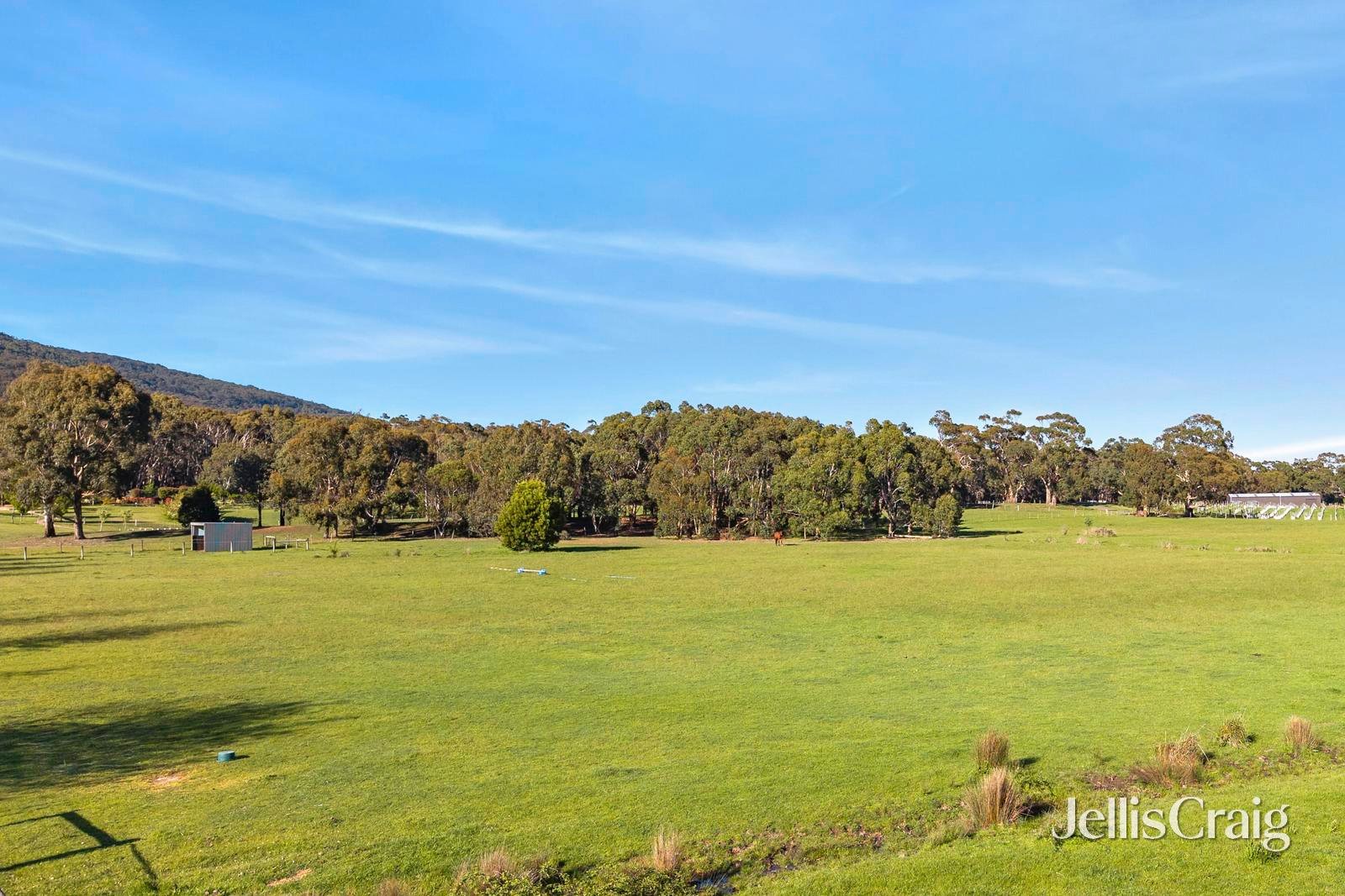 554 Romsey Road, Woodend image 23