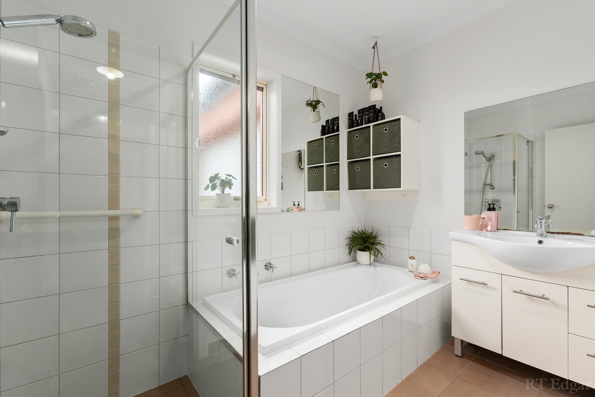 Property Gallery Thumbnail 7
