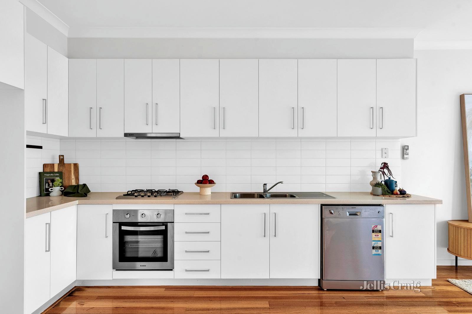 5/55 Warwick Road, Pascoe Vale image 4