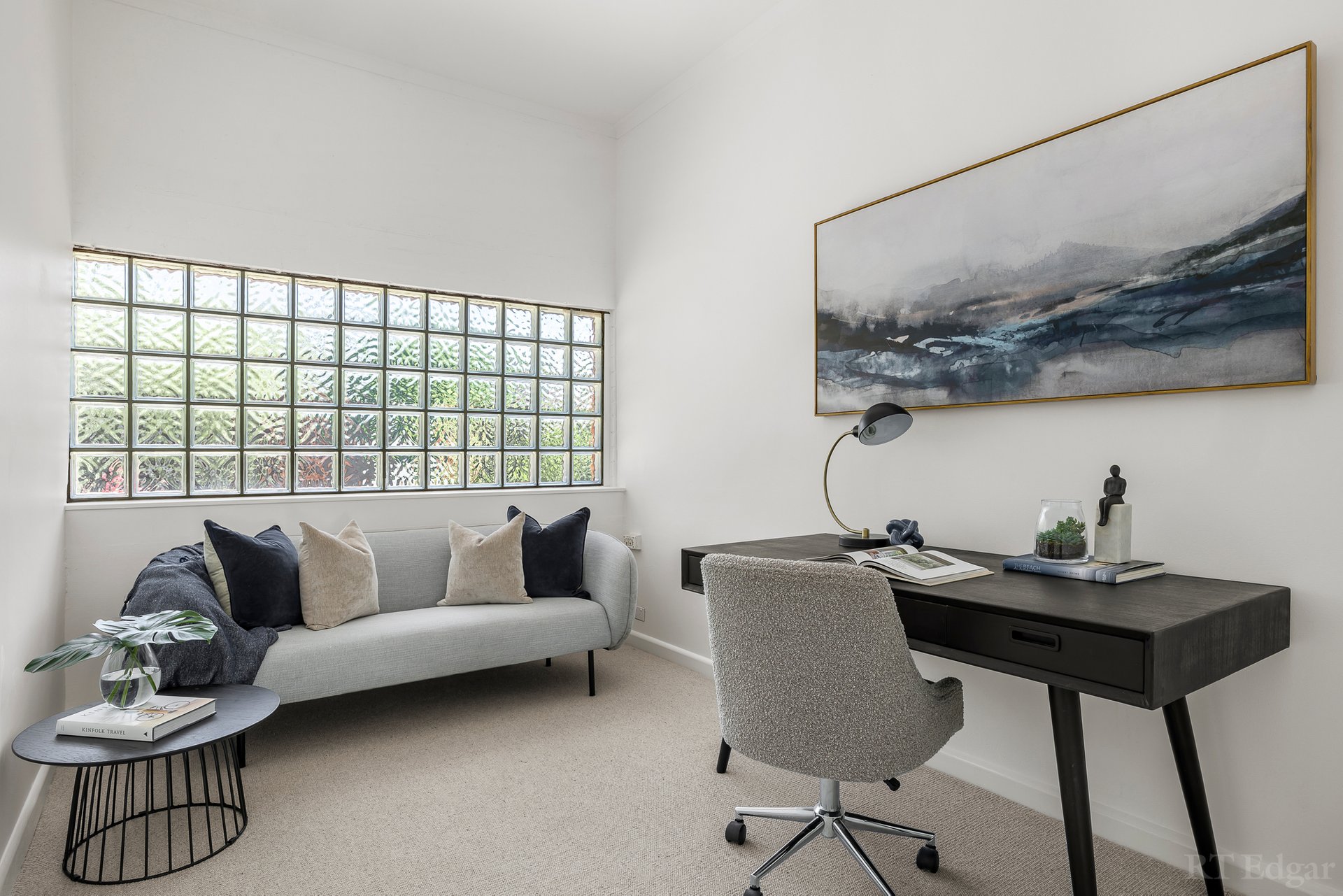 Property Gallery Thumbnail 9
