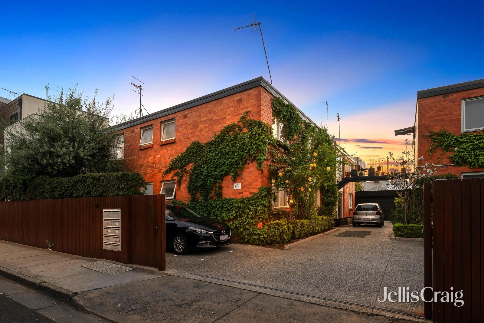 5/58 Chestnut Street, Richmond image 1