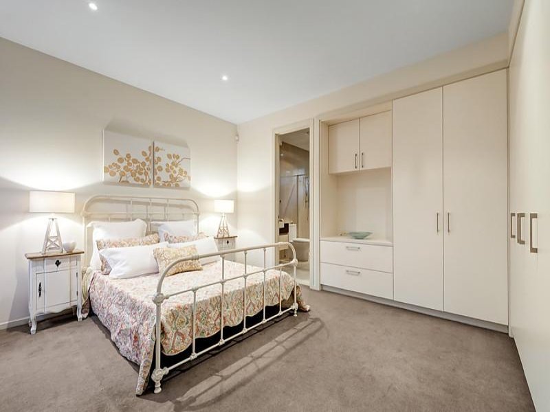 5/58 Union Road, Surrey Hills image 5