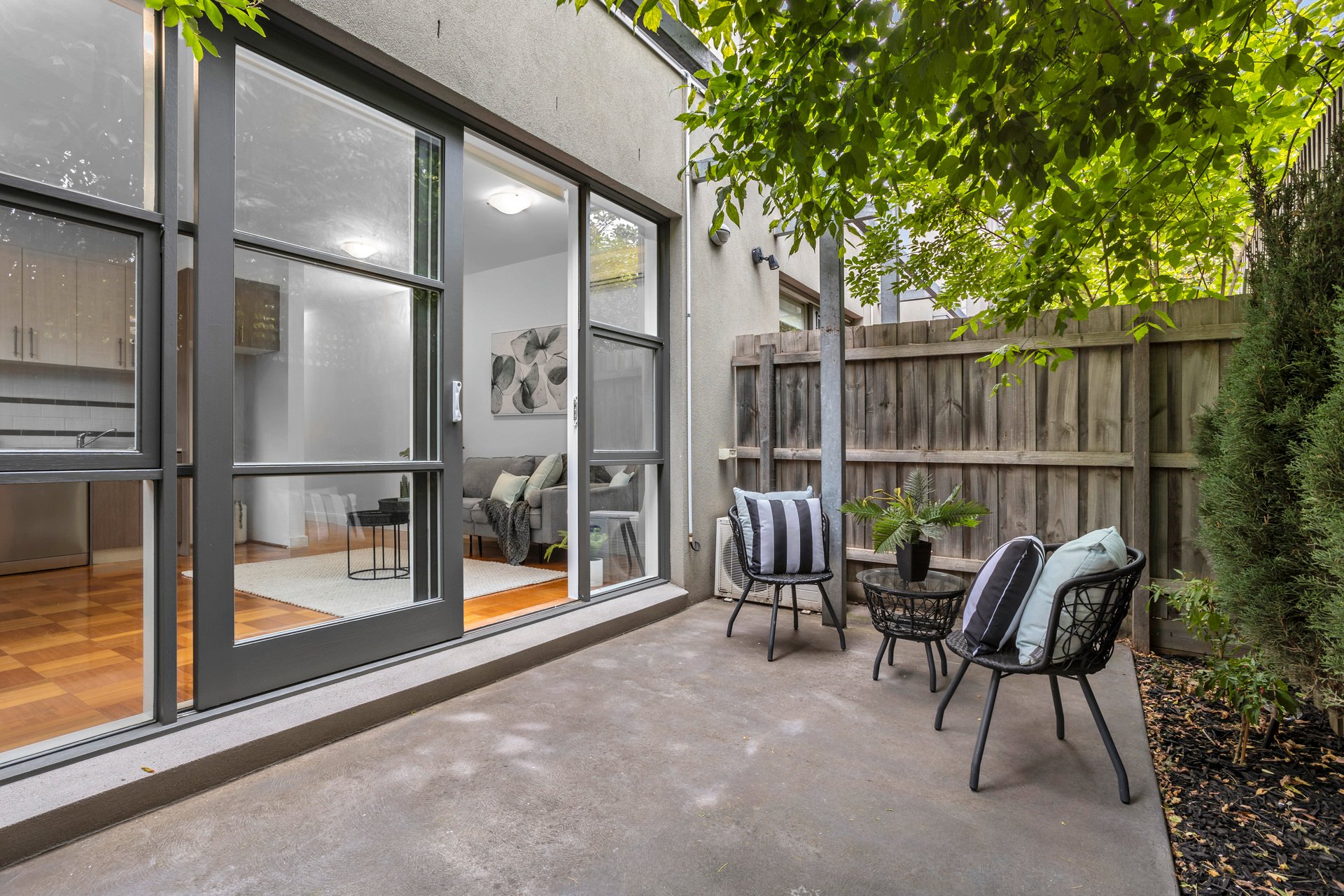 Property Gallery Thumbnail 10