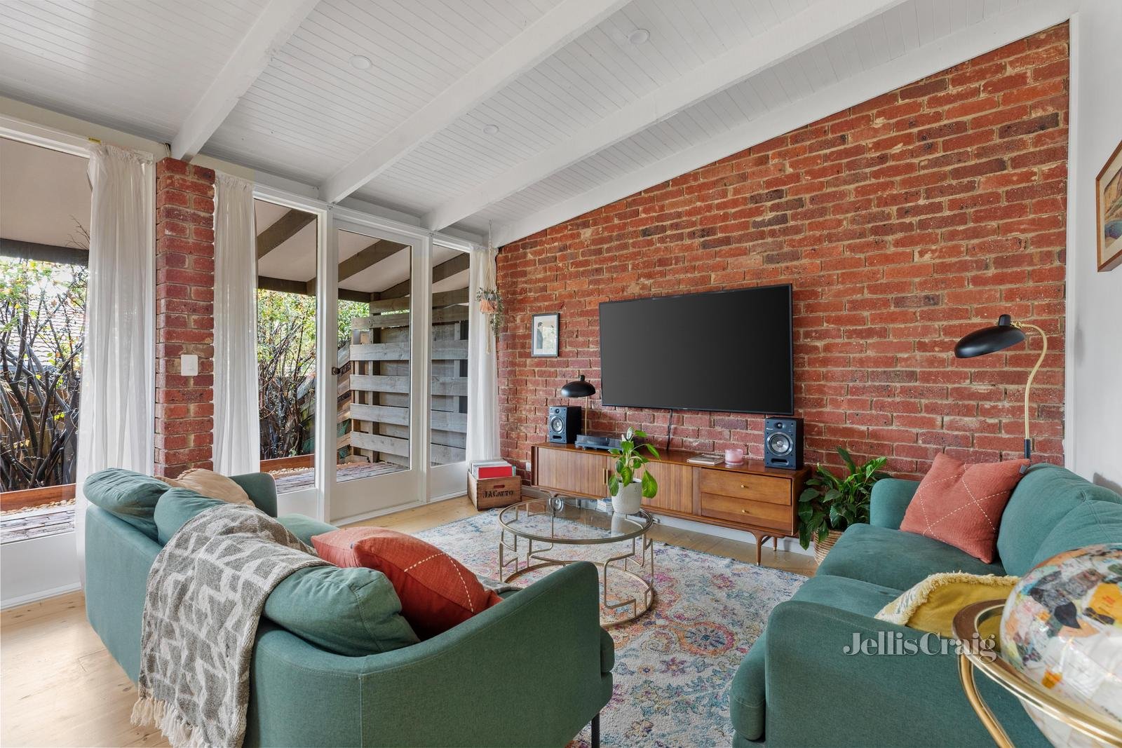 5/58B Looker Road, Montmorency image 3