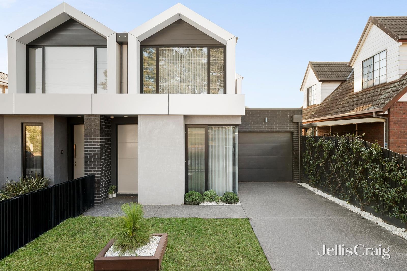 55A Graham Street, Newport image 1