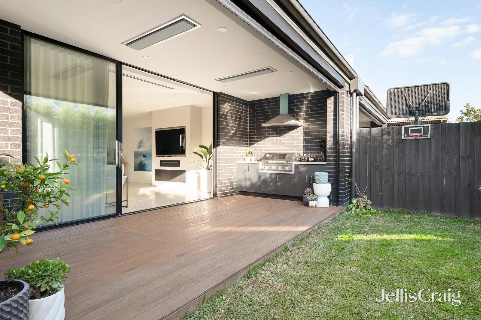 55A Graham Street, Newport image 13