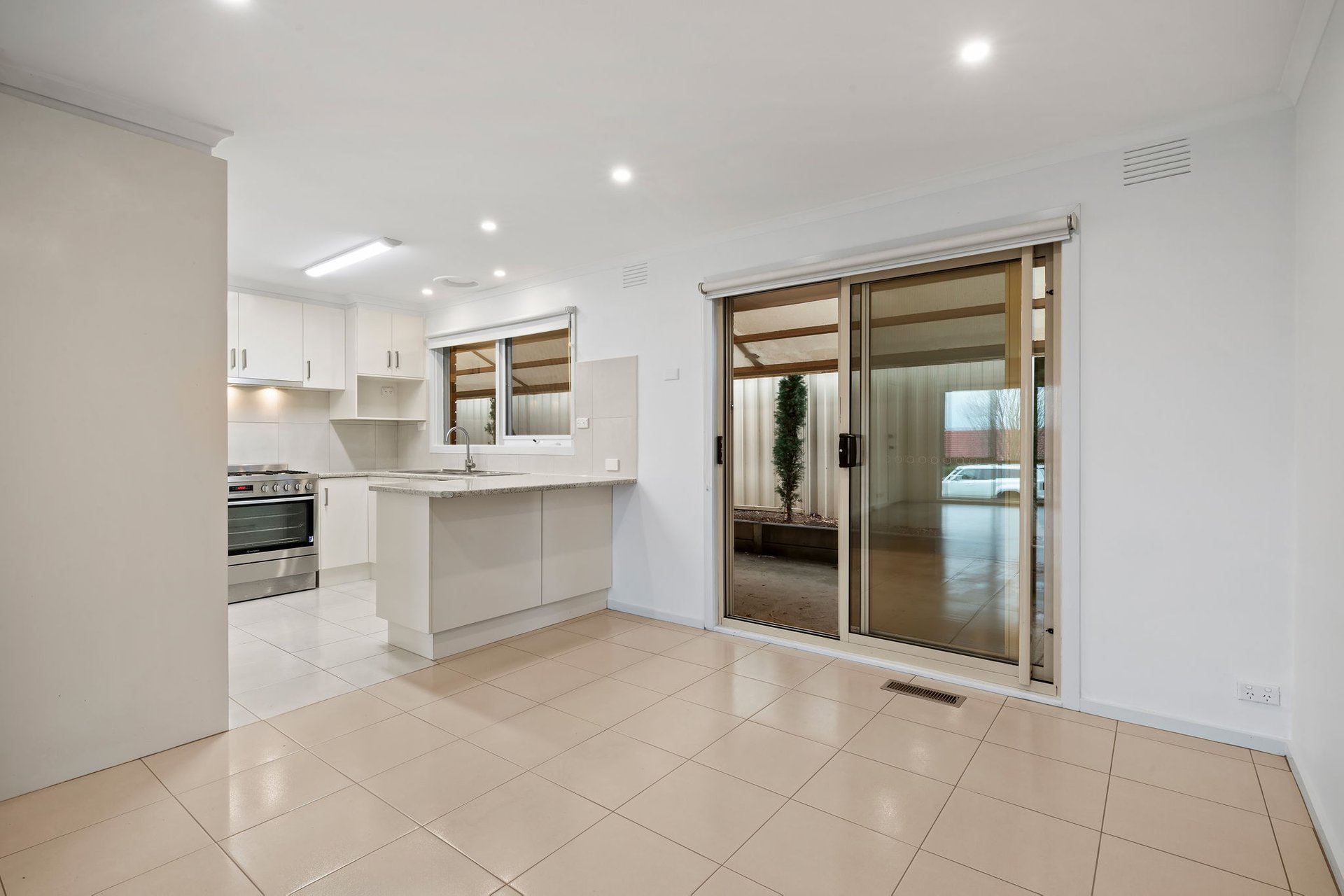 5/6-10 Darcy Street, Doncaster image 3